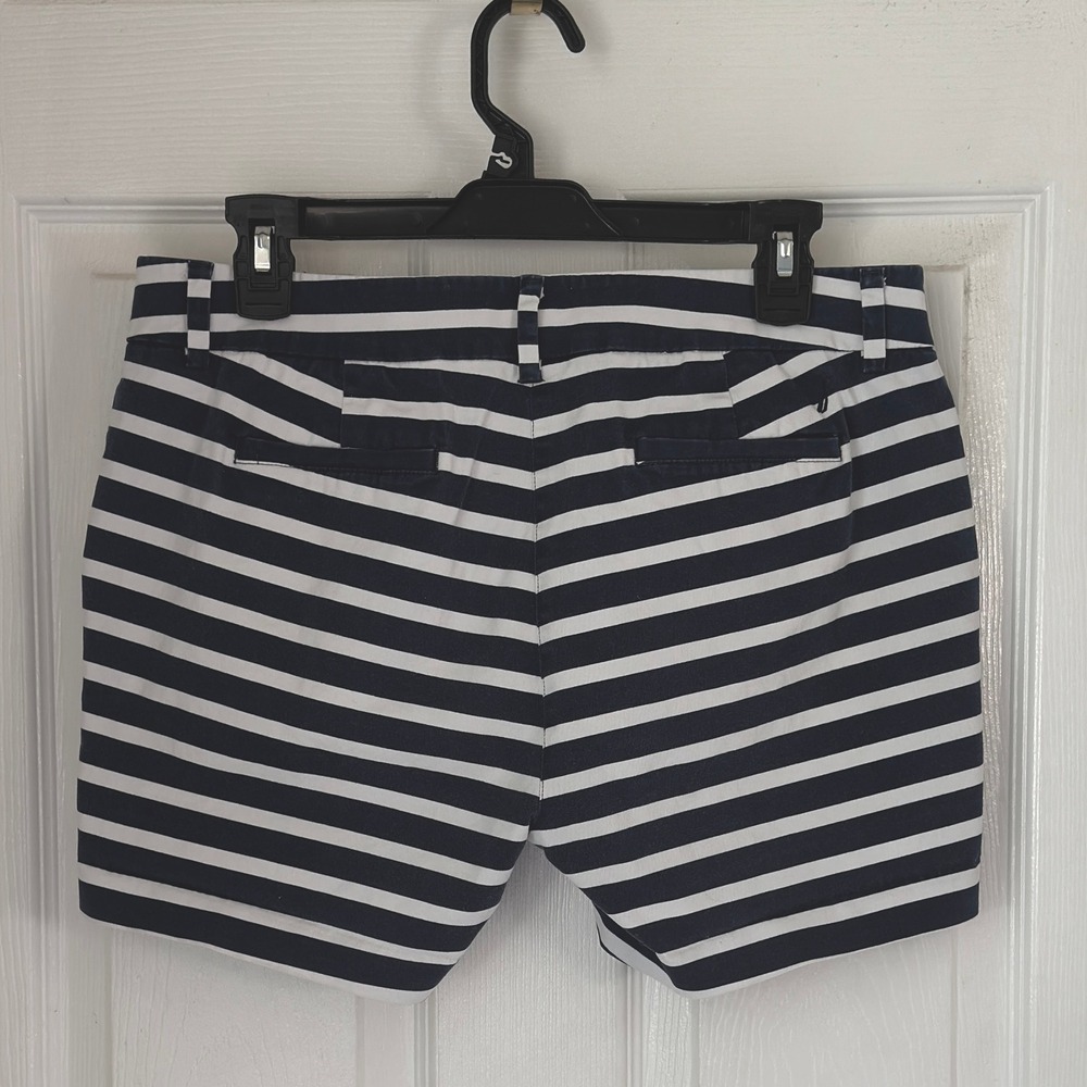 Nautica Womens Navy White Striped Chino Shorts Size 8 Nautical Summer Casual - Picture 4 of 4